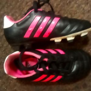 Adidas girls size 11us